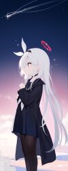  1girl absurdres black_choker black_coat black_hairband black_pantyhose black_sailor_collar black_serafuku black_skirt blue_archive blush bow chinese_commentary choker closed_mouth clouds coat colored_inner_hair commentary_request feet_out_of_frame from_side gradient_sky grey_eyes grey_hair hair_bow hair_over_one_eye hairband halo highres long_sleeves mixed-language_commentary multi-source_commentary multicolored_hair neckerchief nyarnya open_clothes open_coat pantyhose pink_hair plana_(blue_archive) profile red_halo red_pupils sailor_collar school_uniform serafuku shooting_star skirt sky solo sparkle standing two-tone_hair white_bow white_neckerchief 