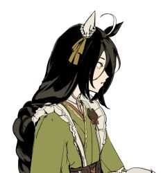  1girl ahoge animal_ears black_hair braid braided_ponytail coffeeseal commentary ear_covers ear_ribbon expressionless flat_chest green_kimono green_ribbon hair_between_eyes highres horse_ears horse_girl japanese_clothes kimono long_hair long_hair_between_eyes low-braided_long_hair low-tied_long_hair manhattan_cafe_(umamusume) manhattan_cafe_(verdant_night)_(umamusume) multicolored_hair parted_lips ribbon simple_background single_ear_cover solo umamusume untranslatable_commentary very_long_hair white_background white_hair yellow_eyes 