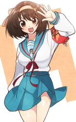  1girl absurdres armband blue_skirt brown_eyes brown_hair hairband hand_up highres jeff_miga kita_high_school_uniform looking_at_viewer open_mouth orange_armband ribbon sailor_collar school_uniform serafuku simple_background skirt solo suzumiya_haruhi suzumiya_haruhi_no_yuuutsu waving wind wind_lift yellow_hairband 