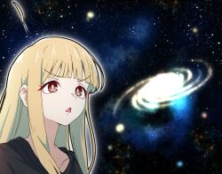  1girl ahoge black_shirt blonde_hair blunt_bangs bright_pupils brown_eyes cho_kaguya-hime! commentary_request detached_ahoge galaxy kaguya_(cho_kaguya-hime!) kirigakure_(iroiro_tsukauyo) long_hair meme open_mouth shirt sidelocks sky solo space space_cat_(meme) star_(sky) starry_sky starry_sky_background t-shirt upper_body white_pupils 
