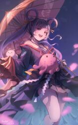  1girl bare_shoulders cho_kaguya-hime! commentary falling_petals fushi_(cho_kaguya-hime!) hair_ornament hair_rings hair_stick highres holding holding_umbrella japanese_clothes kimono kuangyu2001 looking_at_viewer off_shoulder oil-paper_umbrella open_mouth petals pink_eyes purple_kimono red_umbrella runami_yachiyo shade shide solo teeth twintails umbrella umbrella_octopus upper_teeth_only white_hair 