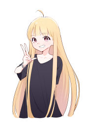  1girl absurdres ahoge black_shirt blonde_hair bracelet chamaaaaaax cho_kaguya-hime! clenched_teeth commentary hand_up highres jewelry kaguya_(cho_kaguya-hime!) long_hair open_mouth red_eyes shirt short_sleeves simple_background smile solo teeth w white_background 