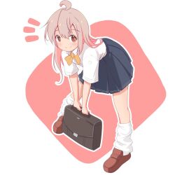  1girl ahoge alternate_costume bag black_skirt bow bowtie brown_eyes commentary full_body grey_hair hair_between_eyes highres holding holding_bag leaning_forward legs_apart light_blush loafers long_hair looking_at_viewer loose_socks multicolored_hair notice_lines onii-chan_wa_oshimai! orange_bow orange_bowtie outline oyama_mahiro pink_hair pleated_skirt puffy_short_sleeves puffy_sleeves school_bag school_uniform shoes short_sleeves simple_background skirt smile socks solo standing two-tone_hair unkimo white_outline white_socks wing_collar 