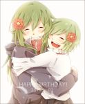  2girls age_comparison closed_eyes dual_persona flower green_hair grin hair_flower hair_ornament happy_birthday highres kagerou_project kido_tsubomi long_hair multiple_girls shigure_kio smile time_paradox younger 