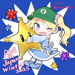  1girl 2025 absurdres ari_(ariarimofuri) artist_name blue_background blue_dress blue_eyes blue_shoes blush chibi chibi_only clothing_cutout dress fang green_hat hat heart_cutout highres one_eye_closed pink_scrunchie ribbon rta-chan rta_in_japan scrunchie shoes skirt_cutout solo star_(sky) super_mario_bros. super_star_(mario) thigh-highs twintails white_ribbon white_thighhighs 