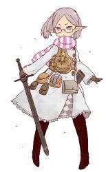  1girl bag black-framed_eyewear boots brown_boots brown_gloves coat commentary_request diode_(0_division) frilled_coat frills full_body glasses gloves grey_hair highres holding holding_sword holding_weapon long_sleeves looking_at_viewer original parted_bangs parted_lips pink_eyes pink_scarf pointy_ears scarf short_hair short_twintails simple_background solo standing striped_clothes striped_scarf sword twintails weapon white_background white_coat 