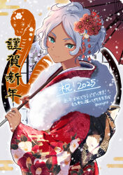  1girl artist_name chinese_zodiac commentary_request dark-skinned_female dark_skin flower green_eyes gundam gundam_suisei_no_majo hair_flower hair_ornament happy_new_year highres holding holding_umbrella japanese_clothes kimono lips nekomiya_mizuki new_year partially_translated secelia_dote signature snake snowing solo translation_request twitter_username umbrella white_hair year_of_the_snake 