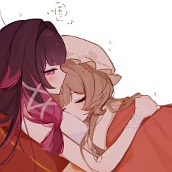  2girls black_hair brown_hair closed_eyes columbina_(genshin_impact) commentary_request cuddling genshin_impact hat highres mob_cap multicolored_hair multiple_girls purple_streaks sandrone_(genshin_impact) simple_background sleeping speech_bubble squeans streaked_hair tansanlemon100 thought_bubble under_covers violet_eyes white_background white_hat yuri 