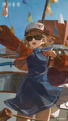 1girl absurdres backpack bag blue_dress blue_neckerchief blue_sky brown_hair copyright_name copyright_notice cowboy_shot day dress hat highres holding_strap jacket logo neckerchief newsboy_cap official_art official_wallpaper on_ship open_mouth outdoors outstretched_arm polka_dot_neckerchief red_jacket regulus_(reverse:1999) reverse:1999 short_dress short_hair sky solo string_of_flags sunglasses teeth 