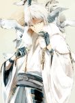 1boy bird gloves silver_hair smile solo suou touken_ranbu tsurumaru_kuninaga yellow_eyes 