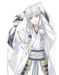  1boy chain gloves izumi_(nagashi) japanese_clothes robe silver_hair smile solo touken_ranbu tsurumaru_kuninaga yellow_eyes 