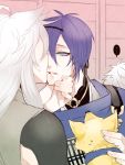  3boys blue_eyes hand_on_another&#039;s_chin japanese_clothes kogitsunemaru long_hair male_focus mikazuki_munechika multiple_boys nakigitsune nakigitsune&#039;s_fox purple_hair short_hair touken_ranbu yaoi zuwai_kani 