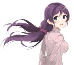  1girl aran_sweater bangs breasts green_eyes hair_ornament large_breasts long_hair looking_at_viewer looking_back love_live!_school_idol_project low_twintails open_mouth parted_bangs purple_hair ribbed_sweater scrunchie simple_background smile solo sweater totoki86 toujou_nozomi turtleneck turtleneck_sweater twintails white_background 