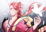  1boy bird blue_eyes eyes_visible_through_hair feathers green_eyes hair_over_one_eye heterochromia japanese_clothes long_hair male_focus parted_lips pink_hair solo souza_samonji touken_ranbu uhouho14 upper_body 