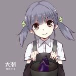  &gt;:&gt; 1girl arm_warmers bangs blouse blunt_bangs brown_eyes character_name colis_(regunm772) collared_shirt dated eggplant grey_hair hat hat_removed headwear_removed kantai_collection looking_at_viewer ooshio_(kantai_collection) purple_background school_uniform shirt short_twintails simple_background smile solo suspenders twintails 