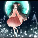 1girl adapted_costume bamboo bangs black_hair black_shoes blush bow floating flower frilled_skirt frills full_moon hair_flower hair_ornament highres hime_cut houraisan_kaguya kneehighs letterboxed light_particles long_legs long_sleeves looking_at_viewer maroon_skirt mary_janes moon moonlight one_leg_raised pink_legwear pink_shirt red_eyes shirt shoes skirt smile solo star_(sky) touhou wide_sleeves