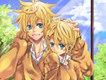 blonde_hair blue_eyes hair_ornament hairclip headphones kagamine_len kagamine_rin short_hair siblings smile teito twins vocaloid 