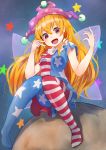  1girl american_flag_legwear american_flag_shirt bare_arms blonde_hair clownpiece fairy_wings fang hat highres jester_cap knees_together_feet_apart long_hair looking_at_viewer open_mouth pantyhose pyonsuke_(pyon2_mfg) red_eyes sitting smile solo touhou very_long_hair wings 