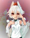  1girl albino animal_ears chromatic_aberration clenched_teeth detached_sleeves hat highres hofuriko inubashiri_momiji long_sleeves looking_up pom_pom_(clothes) red_eyes shirt short_hair solo string tail tokin_hat touhou turtleneck upper_body white_hair wide_sleeves wolf_ears wolf_tail 