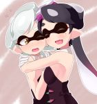  +_+ 2girls aori_(splatoon) bangs black_hair blush cheek-to-cheek closed_eyes detached_collar dress earrings eyebrows fangs flying_sweatdrops food food_on_head gloves hotaru_(splatoon) hug jewelry long_hair mask mole mole_under_eye multiple_girls object_on_head one_eye_closed open_mouth pointy_ears short_hair silver_hair splatoon strapless_dress sushi swept_bangs tentacle_hair uni_mmtab upper_body white_gloves yellow_eyes yuri 