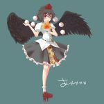  black_wings fan geta hat nazuna_akaru red_eyes shameimaru_aya short_hair skirt tengu-geta tokin_hat touhou wings 