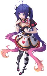  1girl absurdres ahoge ankle_wings asymmetrical_legwear bags_under_eyes bat_wings belt belt_buckle black_bow black_dress black_footwear black_nails blonde_hair blue_eyes blue_hair blunt_bangs bow brooch buckle checkered_clothes checkered_legwear checkered_thighhighs cleavage_cutout clothing_cutout club_(shape) diamond_(shape) dress eyeshadow fangs gold_trim gradient_hair hair_bow hand_up heart heart_brooch highres huge_ahoge indie_virtual_youtuber jewelry long_hair looking_at_viewer makeup mismatched_legwear multicolored_clothes multicolored_dress multicolored_hair multiple_belts ojou-sama_pose open_mouth pink_hair pinstripe_thighhighs plaid_clothes pointy_ears puffy_short_sleeves puffy_sleeves purple_hair shironagase shoes short_sleeves sidelocks simple_background smile solo spade_(shape) standing twintails very_long_hair virtual_youtuber white_background wings yamu_rozenheart 