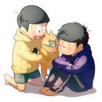  2boys barefoot black_hair brothers cat esper_nyanko glasses hoodie ichimatsu jyushimatsu kneeling licking male_focus messy_hair mocchiri_oyaji multiple_boys osomatsu-kun osomatsu-san short_hair shorts siblings simple_background smile white_background 