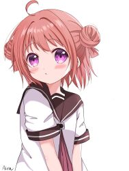  1girl ahoge akaza_akari akira_(aki_raoo) blush commentary_request double_bun hair_bun highres nanamori_school_uniform parted_lips pink_hair sailor_collar school_uniform short_hair short_sleeves solo two_side_up upper_body violet_eyes yuru_yuri 