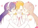  3girls brown_hair cheek_kiss chisumi closed_eyes detached_sleeves girl_sandwich gloves heart kiss kousaka_honoka love_live!_school_idol_project minami_kotori multiple_girls orange_hair purple_hair red_ribbon ribbon sandwiched sonoda_umi white_background white_ribbon yuri 