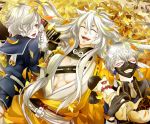  3boys ^_^ armor autumn_leaves black_gloves closed_eyes en_(enkapicture) fangs fox gloves gokotai gokotai&#039;s_tigers hair_over_one_eye japanese_armor japanese_clothes kogitsunemaru leaf lying male_focus menpoo multiple_boys nakigitsune nakigitsune&#039;s_fox necktie on_back open_mouth shorts smile tiger touken_ranbu white_hair yellow_eyes 