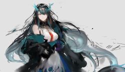  1girl absurdres arknights bead_bracelet beads black_hair bracelet colored_extremities colored_skin dragon_girl dragon_horns dragon_tail dusk_(arknights) earrings eastern_dragon_tail green_hands green_horns green_skin hair_over_one_eye highres horns jewelry koba_(jdhikdjdkfiwufh) pointy_ears red_eyes solo tail tassel tassel_earrings 