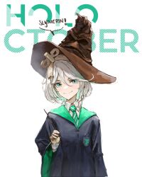  1girl black_robe brown_hat cecilia_immergreen closed_mouth colored_inner_hair gradient_hair green_eyes green_hair green_necktie hair_between_eyes harry_potter_(series) hat highres holding holding_wand hololive hololive_english looking_at_viewer multicolored_hair necktie robe slytherin smile solo sorting_hat speech_bubble tablicoart virtual_youtuber wand white_hair wizarding_world 