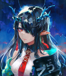  1girl aqua_horns arknights bare_shoulders black_hair blue_horns breasts closed_mouth coat dragon_girl dress dusk_(arknights) eastern_dragon_horns eyelashes eyeliner eyeshadow hair_over_one_eye horns long_hair looking_at_viewer makeup necktie off_shoulder one_eye_covered open_clothes open_coat pointy_ears red_eyeliner red_eyes red_eyeshadow red_necktie sleeveless sleeveless_dress slit_pupils small_breasts solo unsomnus upper_body white_dress 