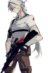  assault_rifle belt black_gloves blade_(honkai:_star_rail) blood blood_on_clothes blood_on_face cowboy_shot earrings fingerless_gloves gloves gun highres holding holding_gun holding_weapon honkai:_star_rail honkai_(series) jewelry long_hair male_focus mississipping pants parted_bangs ponytail red_eyes rifle shirt short_sleeves simple_background solo t-shirt tassel tassel_earrings weapon white_background white_hair yingxing_(honkai:_star_rail) 