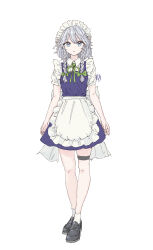  1girl absurdres apron belt blue_dress blue_eyes bow braid braided_sidelocks commentary commentary_request dress frilled_apron frilled_hairband frills green_bow hair_bow hairband highres izayoi_sakuya kashiwada_kiiho looking_at_viewer maid maid_apron maid_headdress puffy_short_sleeves puffy_sleeves short_sleeves signature simple_background solo standing thigh_belt thigh_strap touhou white_apron white_background white_hairband 