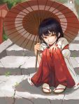  1girl black_hair hcho highres japanese_clothes knees_up long_hair looking_at_viewer miko oriental_umbrella original parasol red_eyes sitting smile solo stairs stone_stairs tabi umbrella 