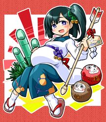  1girl arrow bamboo bell black_hair daruma_doll hair_bell hair_ornament hamaya highres japanese_clothes kadomatsu kugelschreiber looking_at_viewer open_mouth original pregnant sandals side_ponytail smile solo tabi violet_eyes 