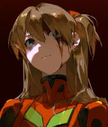  1girl absurdres blood blood_on_face blue_eyes bodysuit chinese_commentary commentary_request from_below gradient_background hair_between_eyes hair_over_one_eye highres huanjueji-phantom long_hair mecha_pilot_suit neon_genesis_evangelion orange_hair plugsuit_(evangelion) portrait red_background red_bodysuit smile solo souryuu_asuka_langley two_side_up 