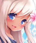 :d blonde_hair blue_eyes blush checkered checkered_background close-up eyebrows eyebrows_visible_through_hair eyelashes face flower hair_flower hair_ornament hibiscus kantai_collection lips looking_at_viewer open_mouth ro-500_(kantai_collection) simple_background smile tan tareme xayux 