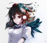 1girl ahoge bird bird_wings black_wings bow bowtie breasts buttons crow feathered_wings feathers grey_background hair_ornament hat highres houdukixx light_smile looking_at_viewer puffy_short_sleeves puffy_sleeves red_eyes shameimaru_aya shirt short_hair short_sleeves signature solo tokin_hat touhou upper_body white_shirt wings 