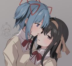 !? 3girls absurdres akemi_homura black_hair blue_eyes borrowed_hairstyle bow bowtie brown_hairband commentary_request grey_background hairband highres kaname_madoka lesoa long_hair looking_at_another mahou_shoujo_madoka_magica mahou_shoujo_madoka_magica:_walpurgis_no_kaiten miki_sayaka mitakihara_school_uniform multiple_girls purple_eyes red_bow red_bowtie school_uniform short_hair simple_background twintails ultimate_madoka yuri