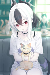  1girl black_choker black_hair blue_archive cat choker closed_mouth collarbone commentary_request couch demon_horns ear_piercing hair_between_eyes halo highres horns indoors kayoko_(blue_archive) looking_at_viewer medium_hair on_couch piercing ponytail red_eyes shirt single_wing sitting solo teina white_hair white_shirt wings 
