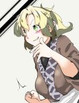  1girl blonde_hair clenched_hand fist_pump green_eyes grin hair_between_eyes hand_on_own_chin kitsune_(koma) looking_away mizuhashi_parsee pointy_ears ponytail short_sleeves sidelocks smile smirk solo touhou 