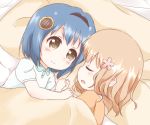  2girls araki495 blanket blonde_hair blue_hair brown_eyes child flower furutani_himawari hair_flower hair_intakes hair_ornament hairband holding_hands lying multiple_girls object_namesake on_side oomuro_sakurako pillow sleeping smile under_covers younger yuru_yuri 