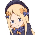  &gt;:) 1girl abigail_williams_(fate/grand_order) bangs black_bow black_dress black_hat blonde_hair blue_eyes blush bow closed_mouth dress eyebrows_visible_through_hair fate/grand_order fate_(series) forehead hair_bow hat head_tilt long_hair looking_at_viewer mitiru_ccc2 orange_bow parted_bangs polka_dot polka_dot_bow simple_background smile solo v-shaped_eyebrows very_long_hair white_background 