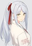  1girl alternate_hairstyle dated grey_background hair_ribbon japanese_clothes kantai_collection long_hair looking_at_viewer looking_back miko ponytail ribbon rokuwata_tomoe shoukaku_(kantai_collection) simple_background solo twitter_username upper_body white_hair yellow_eyes 