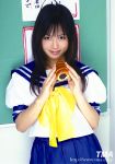  chocolate_cornet cosplay izumi_konata looking_at_viewer lucky_star photo school_uniform smile 