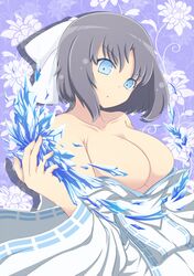  1girl bare_shoulders blue_eyes bow breasts cleavage collarbone grey_hair hair_bow highres huge_breasts ice japanese_clothes kimono large_breasts looking_at_viewer makumaxu ribbon senran_kagura senran_kagura_(series) senran_kagura_shinovi_versus short_hair solo yumi_(senran_kagura) 