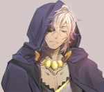  1boy blue_eyes brown_background capelet dark_skin eyebrows eyebrows_visible_through_hair eyepatch fire_emblem fire_emblem_if hood hoodie kariya_(mizore) male_focus parted_lips portrait simple_background solo teeth upper_body white_hair zero_(fire_emblem_if) 