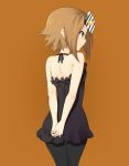  arms_behind arms_behind_back back bare_shoulders black_pantyhose brown_hair don&#039;t_say_&quot;lazy&quot; don&#039;t_say_lazy from_behind k-on! light_brown_hair pantyhose rocky_(chendongjian) short_hair simple_background solo tainaka_ritsu tomboy 